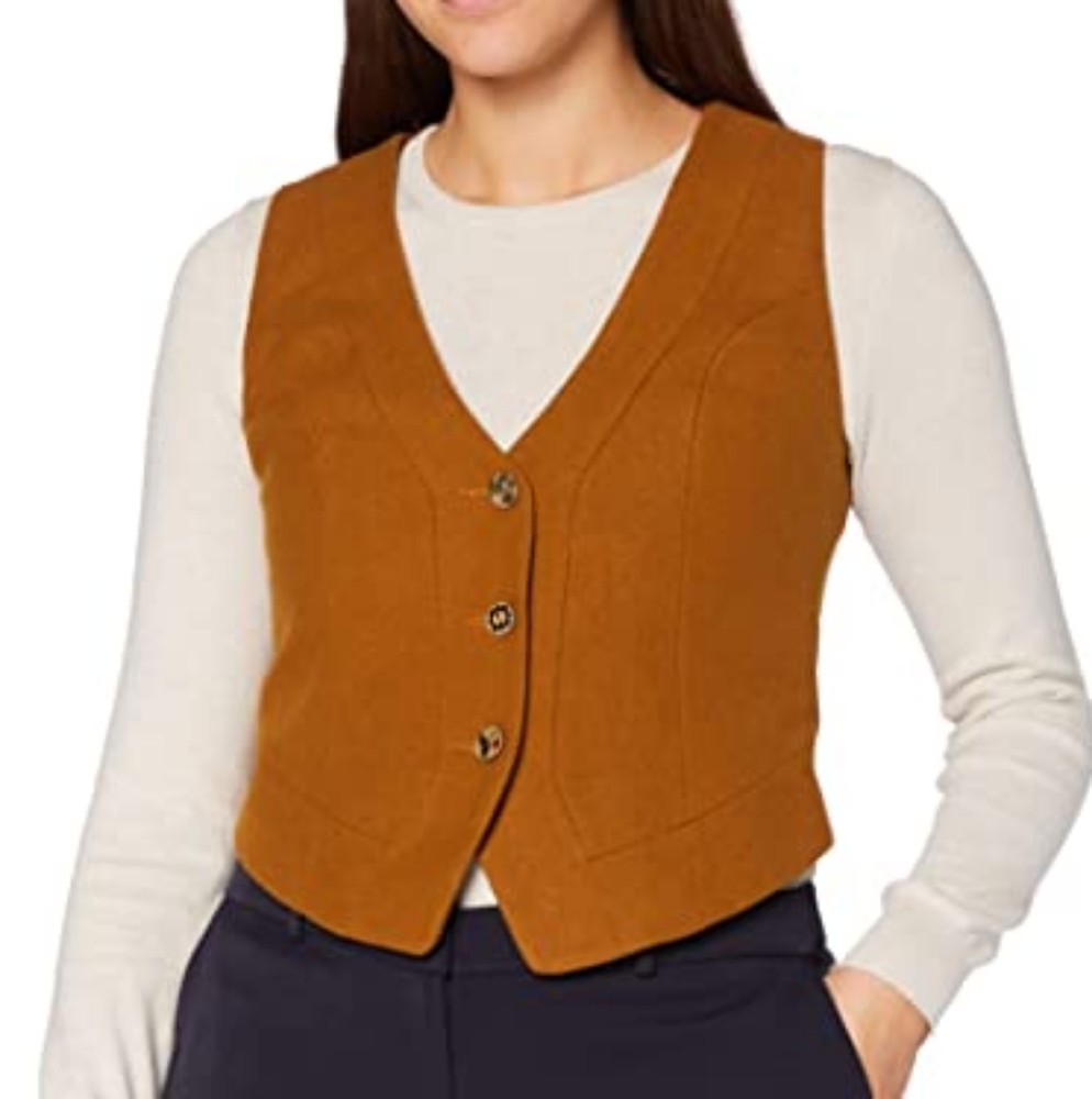Finishing touches vest in burnt orange - Picture 6 of 16
